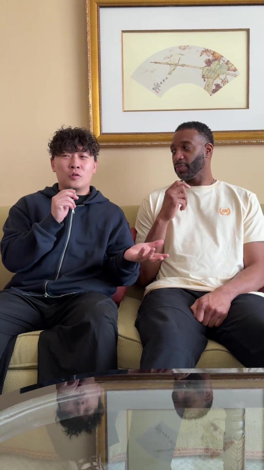 小伙子你真勇啊，在麥迪面前“那個，那個”的