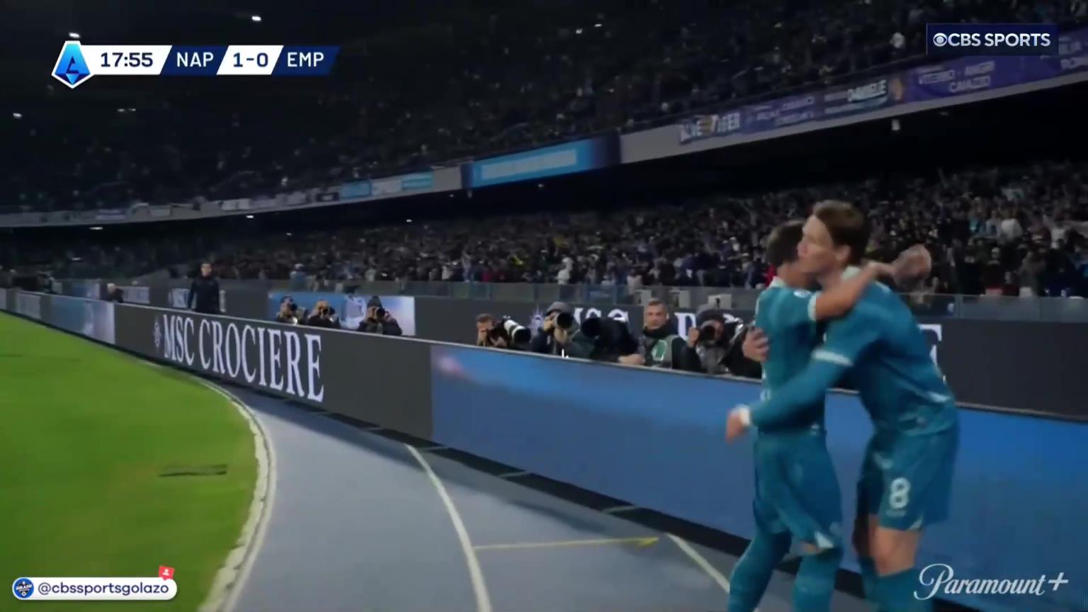 完美進(jìn)球！麥克托米奈中場(chǎng)帶球一條龍外圍勁射破門！