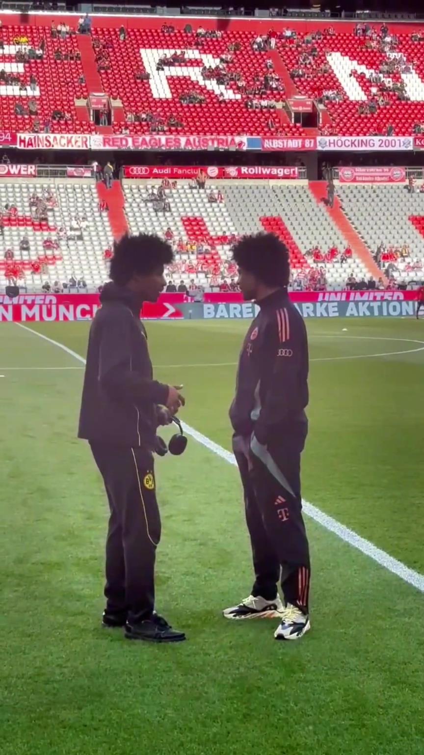 一模一樣的蓬蓬頭！一時(shí)分不清阿德耶米和格納布里了！