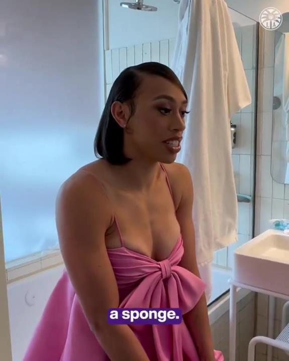 以后就當(dāng)你的球迷了這位WNBA新秀妹子，身材也是相當(dāng)炸裂